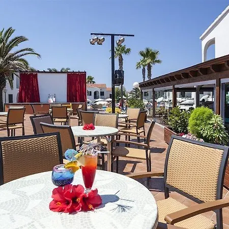 Roc Oasis Park * Cala'N Blanes (Menorca)